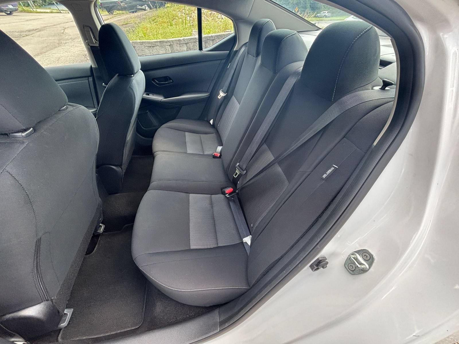 Used 2025 Nissan Sentra SV FWD image 34