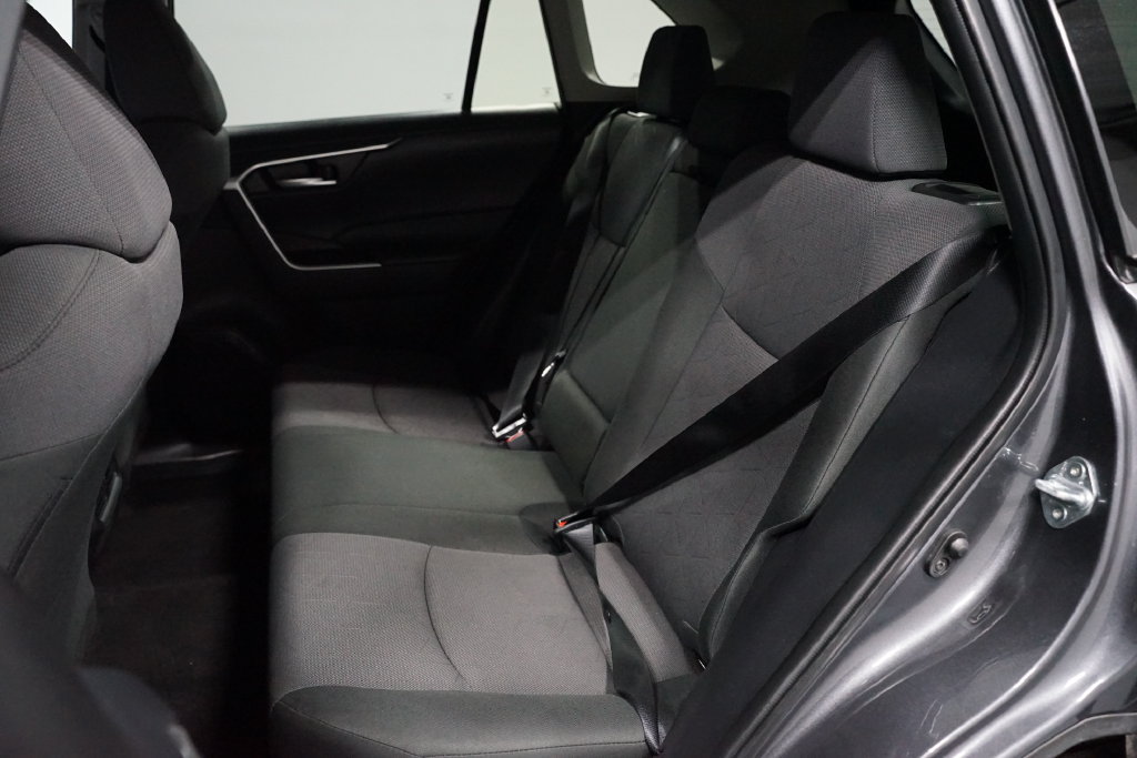 Certified 2025 Toyota RAV4 XLE FWD image 29