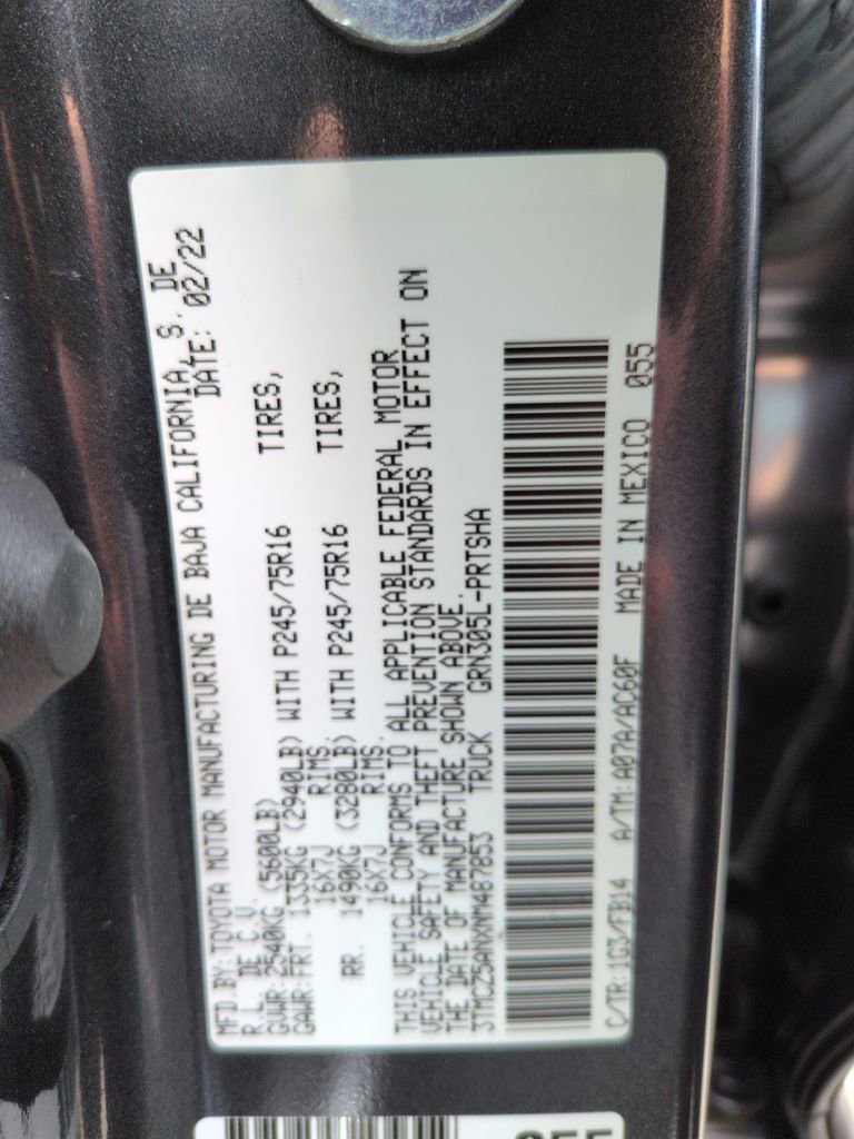 Used 2022 Toyota Tacoma SR AWD/4WD image 29