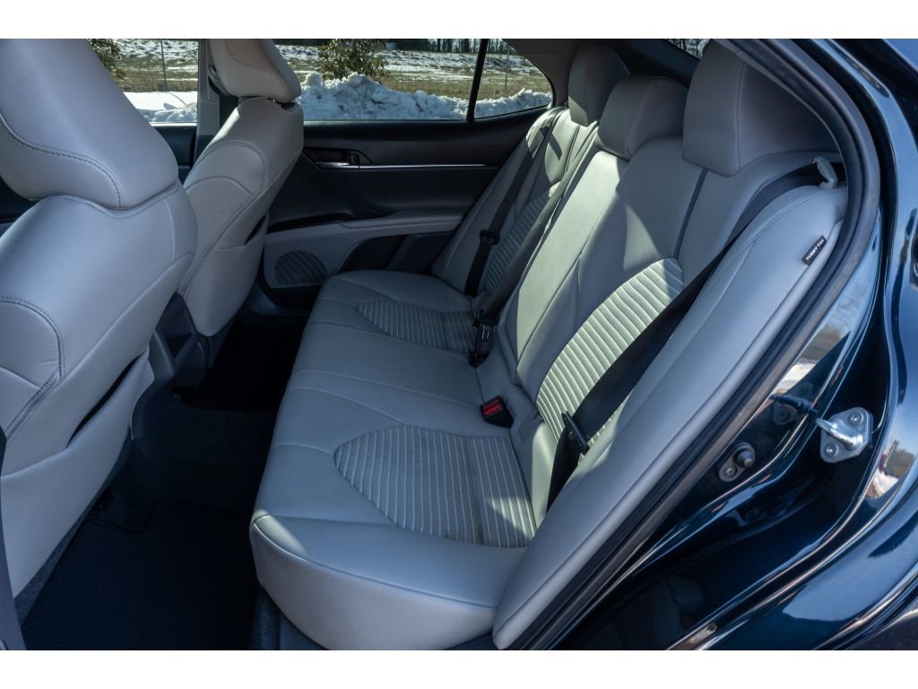 Used 2021 Toyota Camry SE image 13