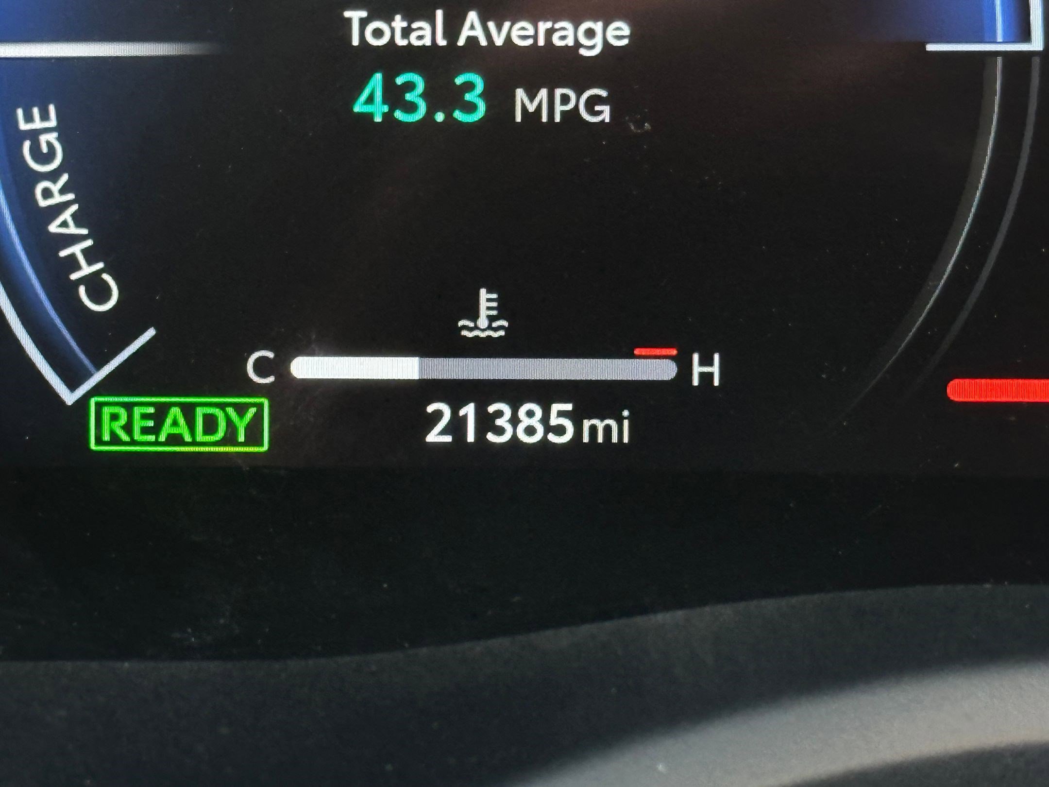 Used 2025 Toyota Camry XLE w/ Premium Package image 18