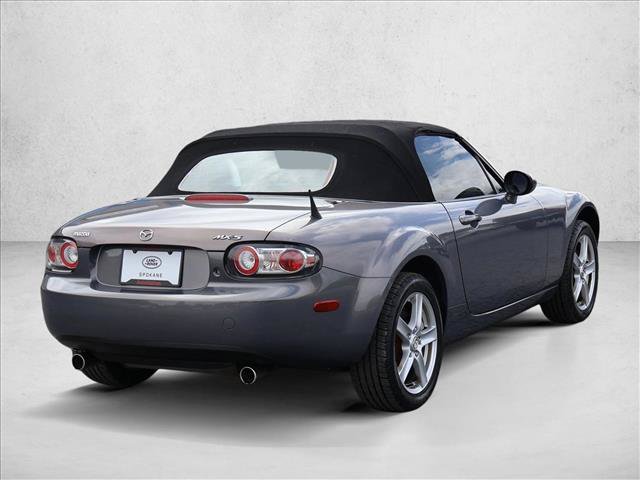 Used 2007 MAZDA MX-5 Miata Sport RWD image 6