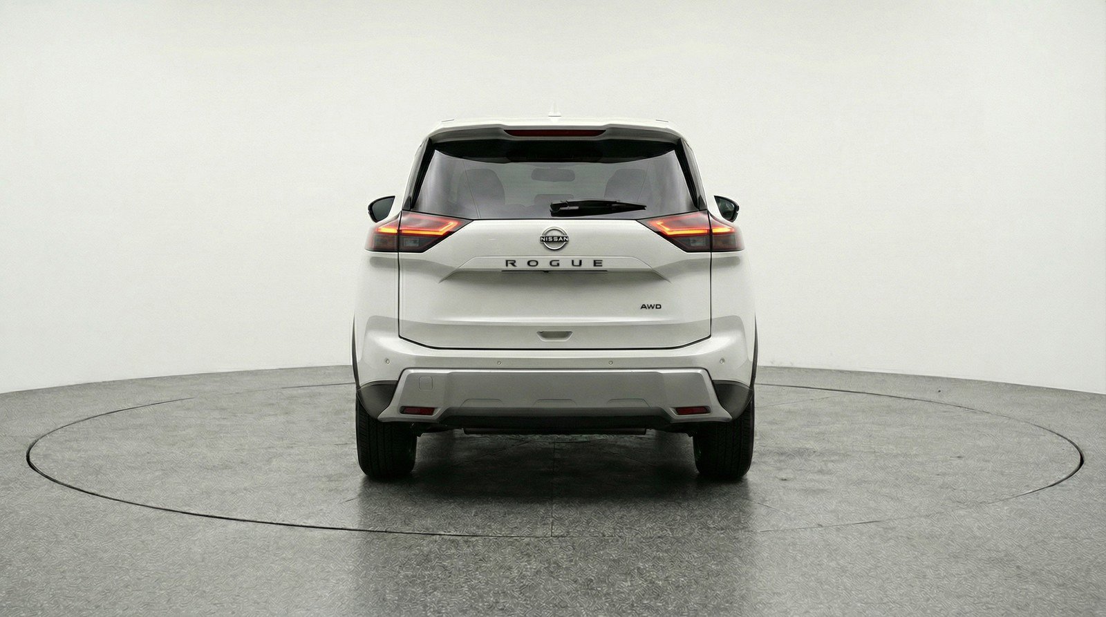 Used 2025 Nissan Rogue SV image 7