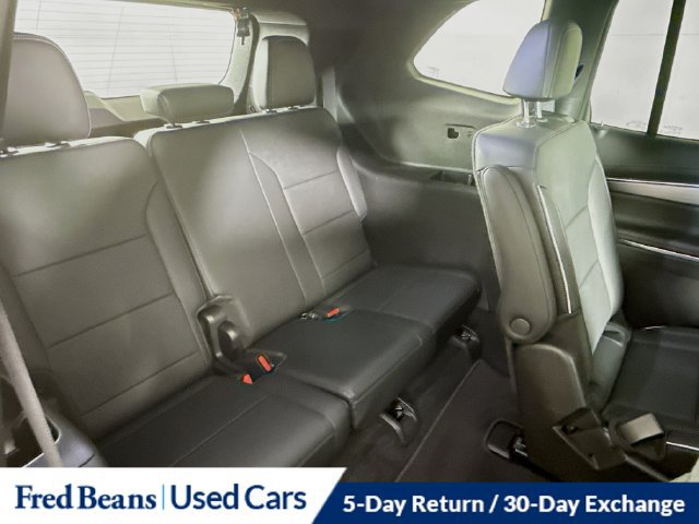 Used 2025 Buick Enclave Preferred FWD image 34
