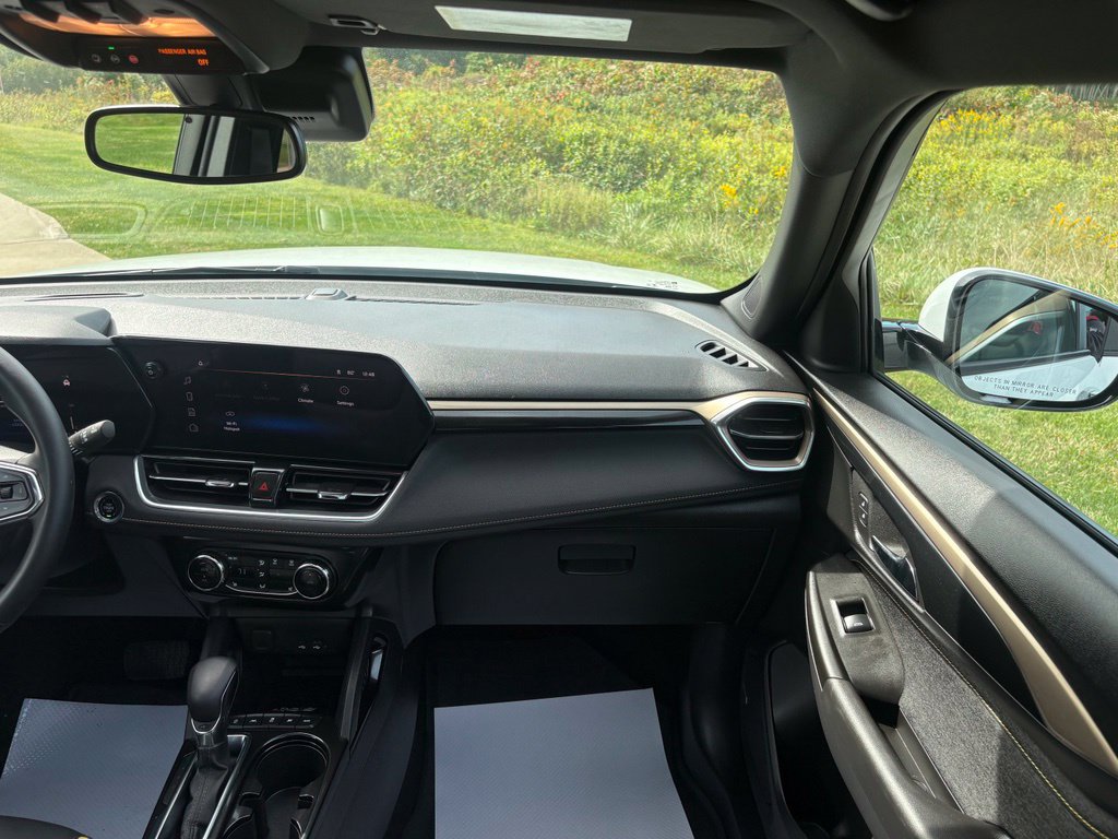 Used 2024 Chevrolet TrailBlazer ACTIV w/ Convenience Package AWD/4WD image 38