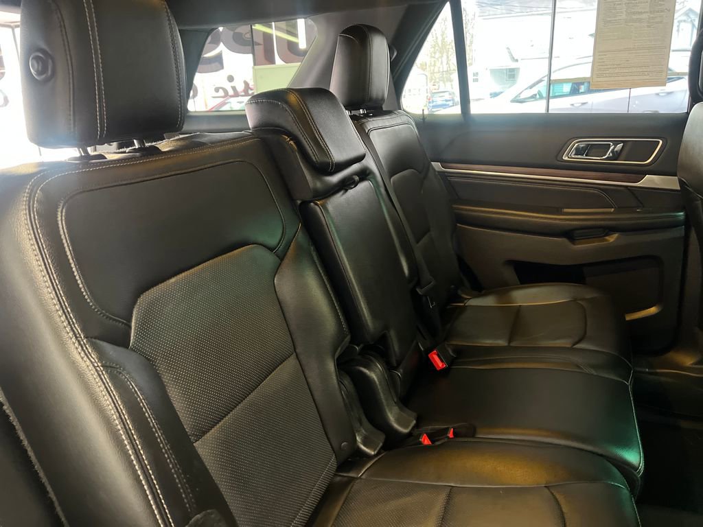 Used 2016 Ford Explorer Limited image 41