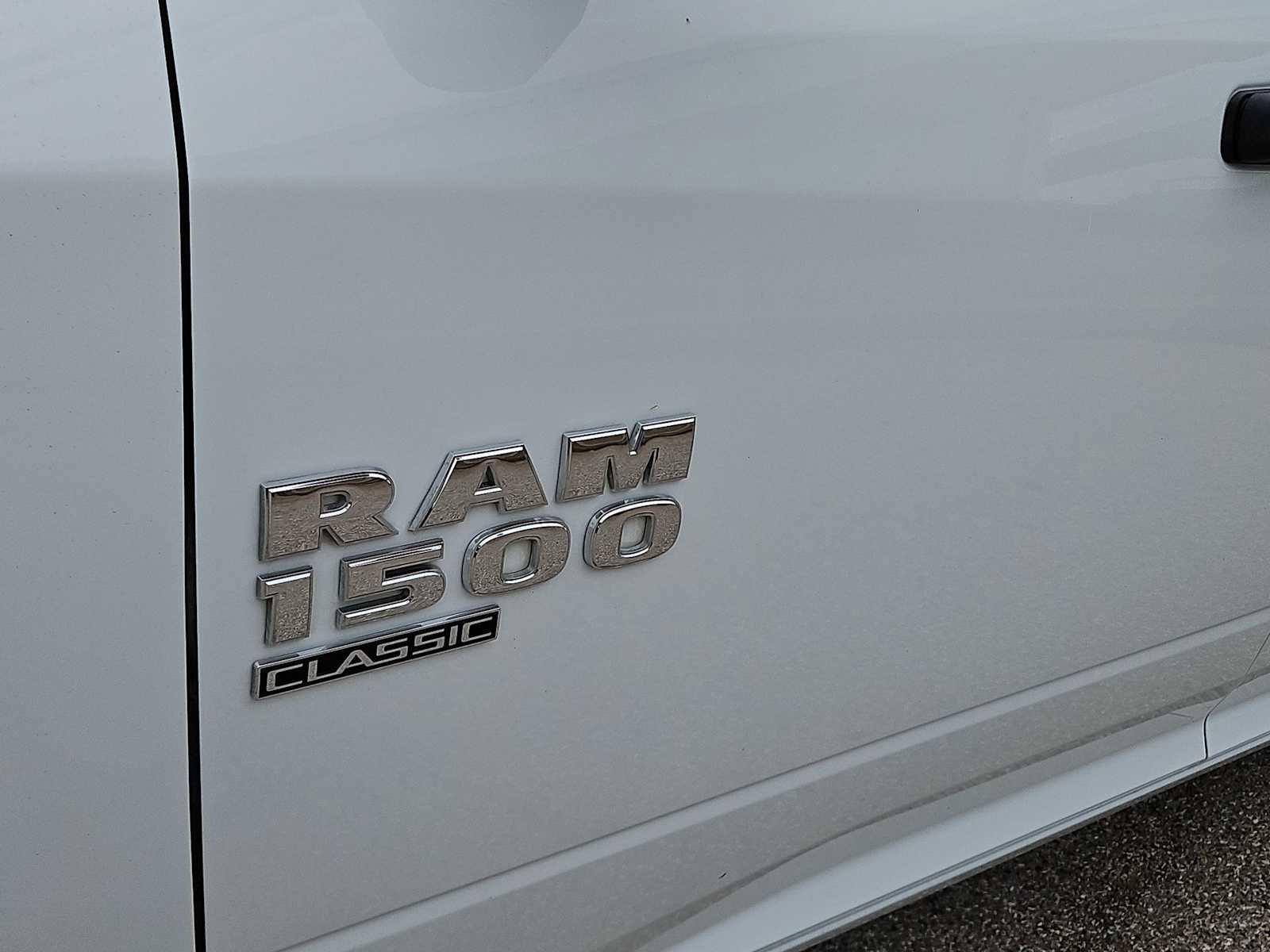 Used 2023 RAM 1500 Classic SLT w/ Electronics Group AWD/4WD image 11