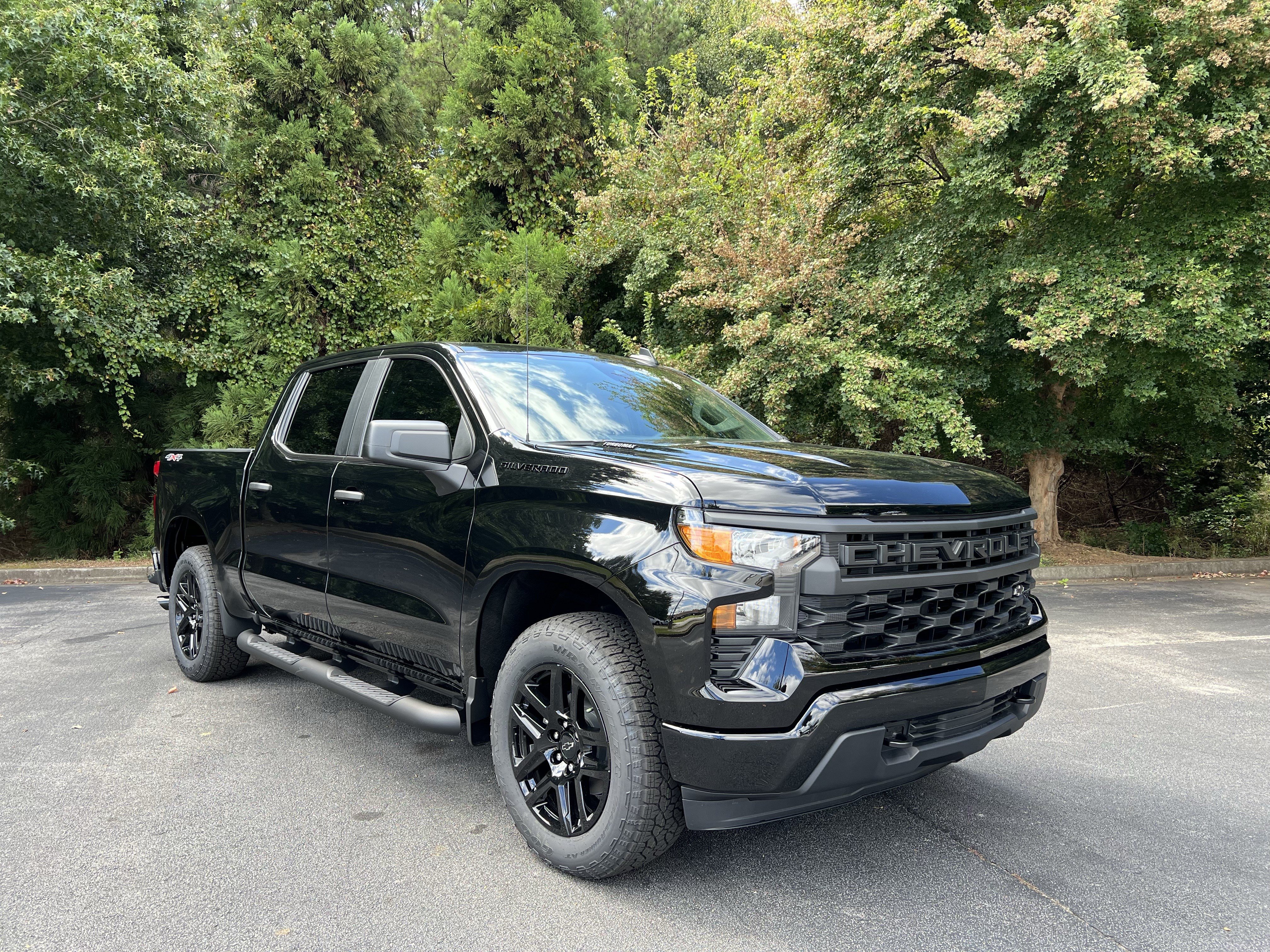 New 2026 Chevrolet Silverado 1500 Custom w/ Turbomax Blackout Package AWD/4WD image 2