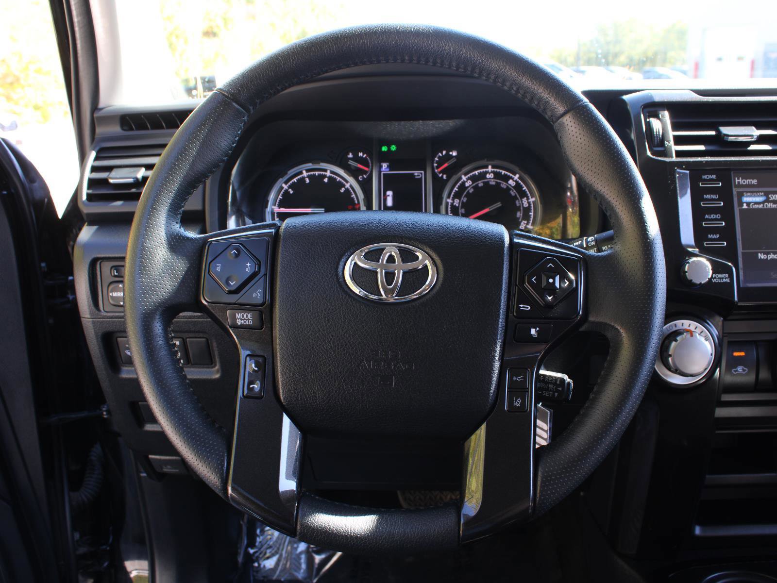 Used 2020 Toyota 4Runner TRD Off-Road image 9