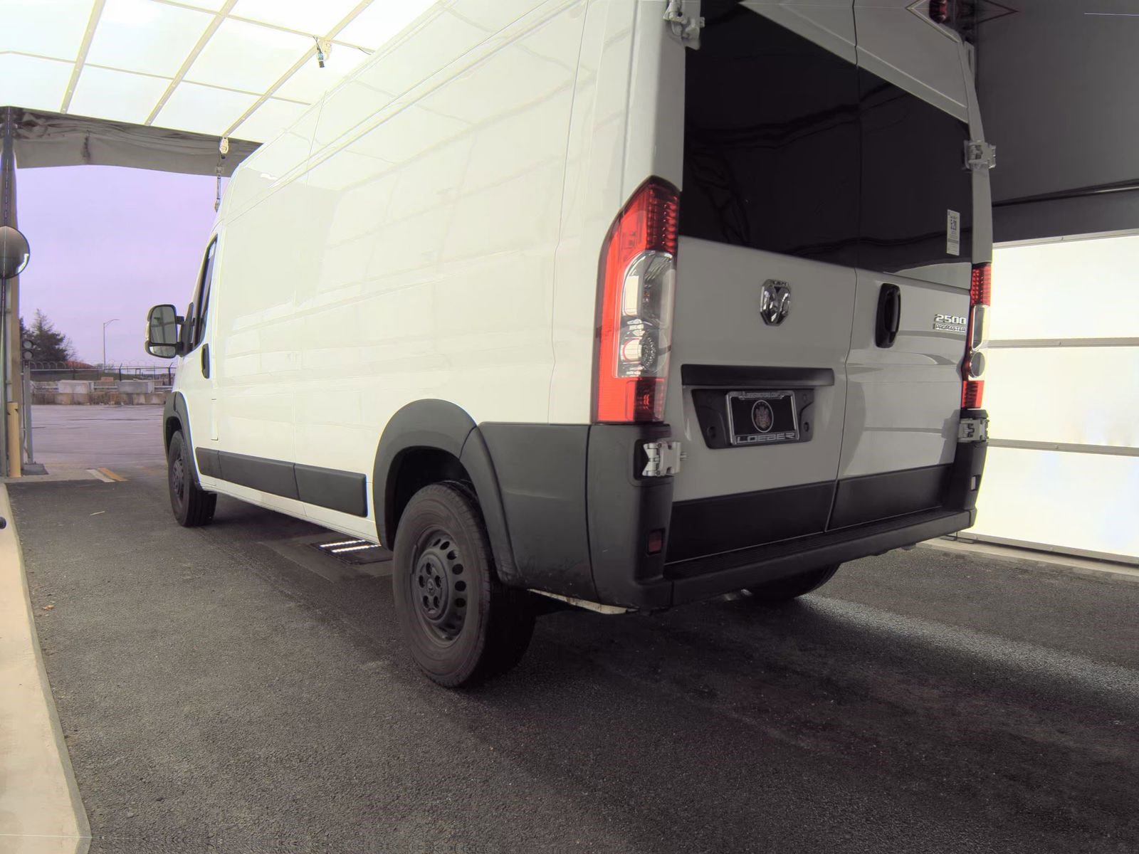 Used 2024 RAM ProMaster 2500 image 7