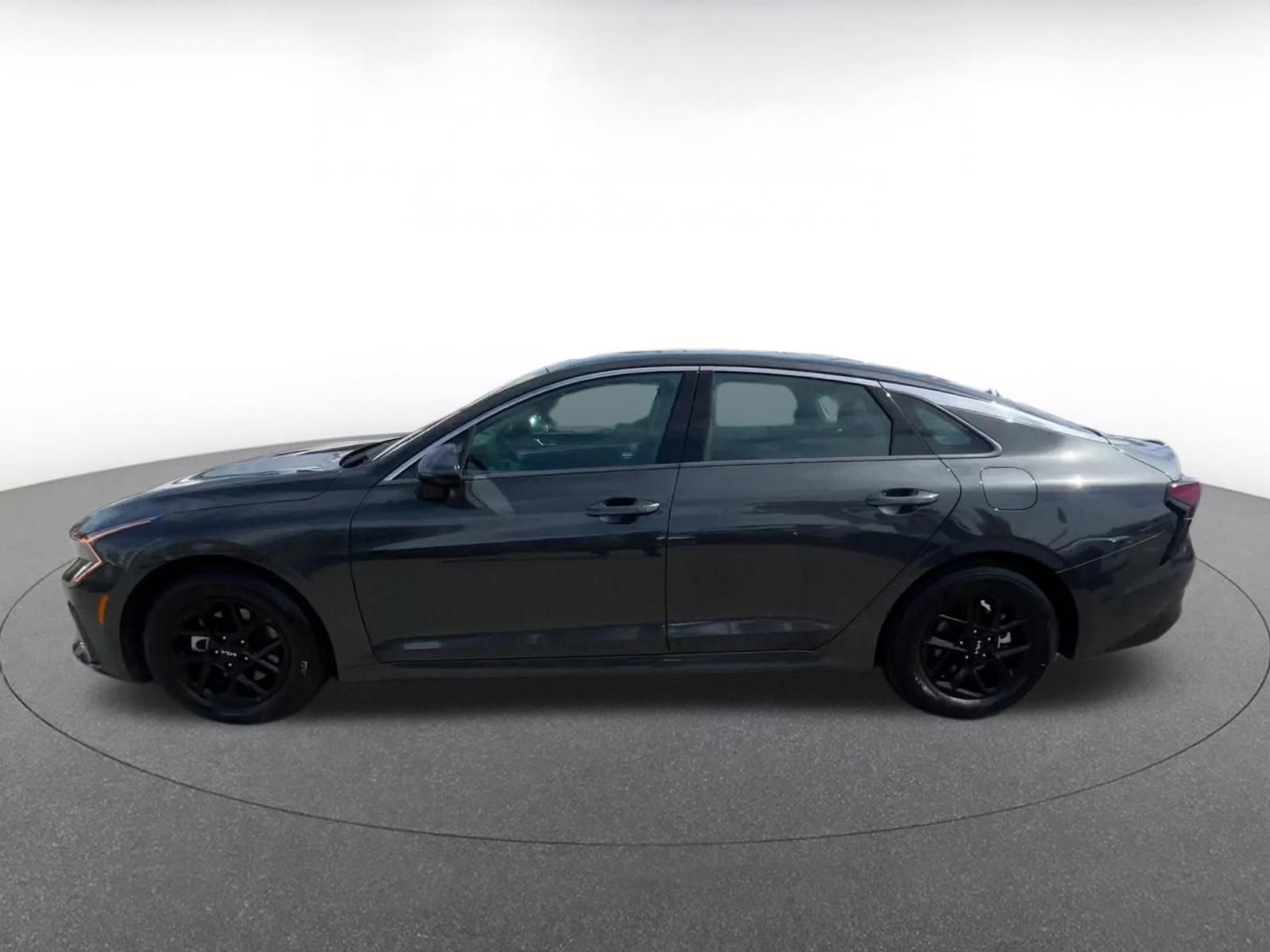 Used 2025 Kia K5 LXS FWD image 9