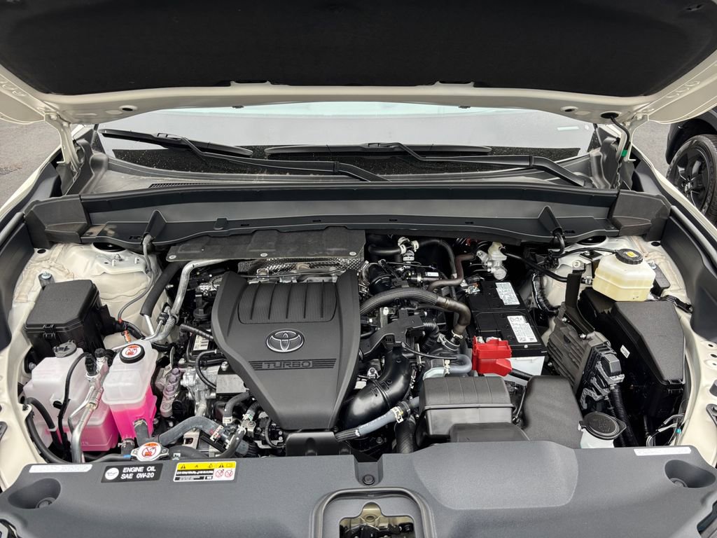 Used 2024 Toyota Grand Highlander Platinum image 30