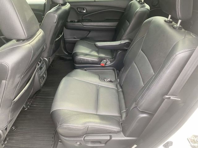 Used 2017 Honda Pilot Elite image 16