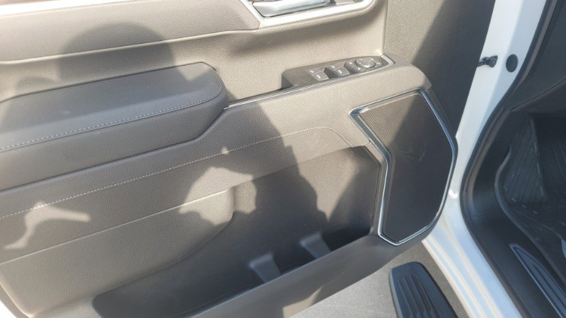 New 2026 GMC Sierra 2500 SLE w/ SLE Value Package; image 9