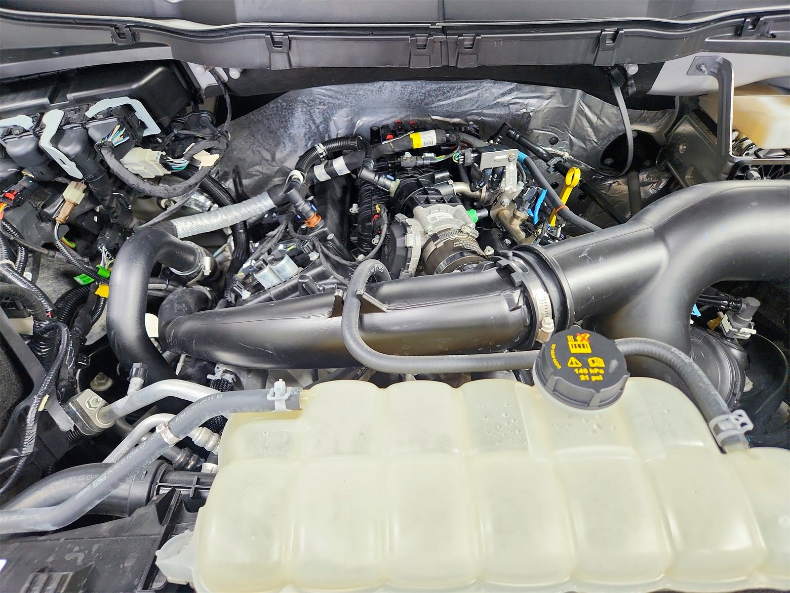 Used 2023 Ford F150 XLT w/ XTR Package image 17