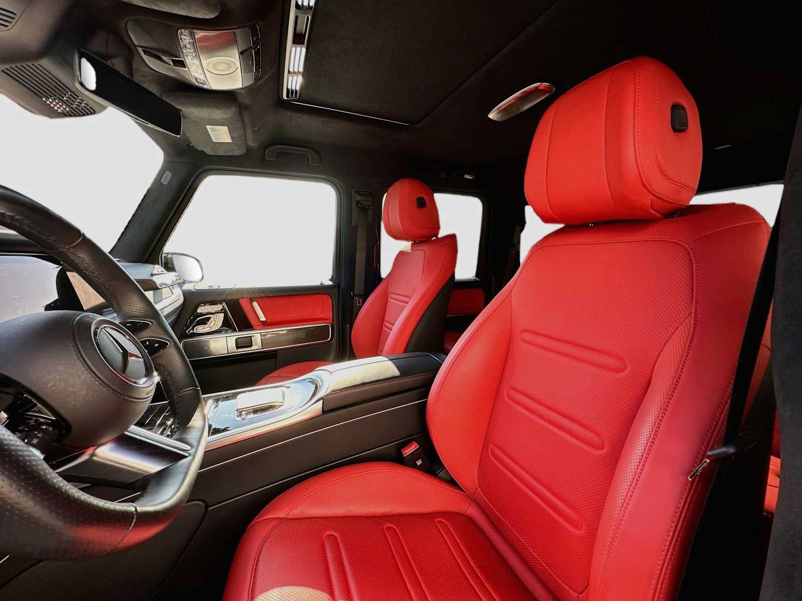 Used 2025 Mercedes-Benz G 550 image 22