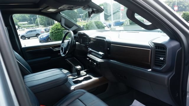 Used 2023 Chevrolet Silverado 1500 High Country w/ High Country Premium Package AWD/4WD image 14