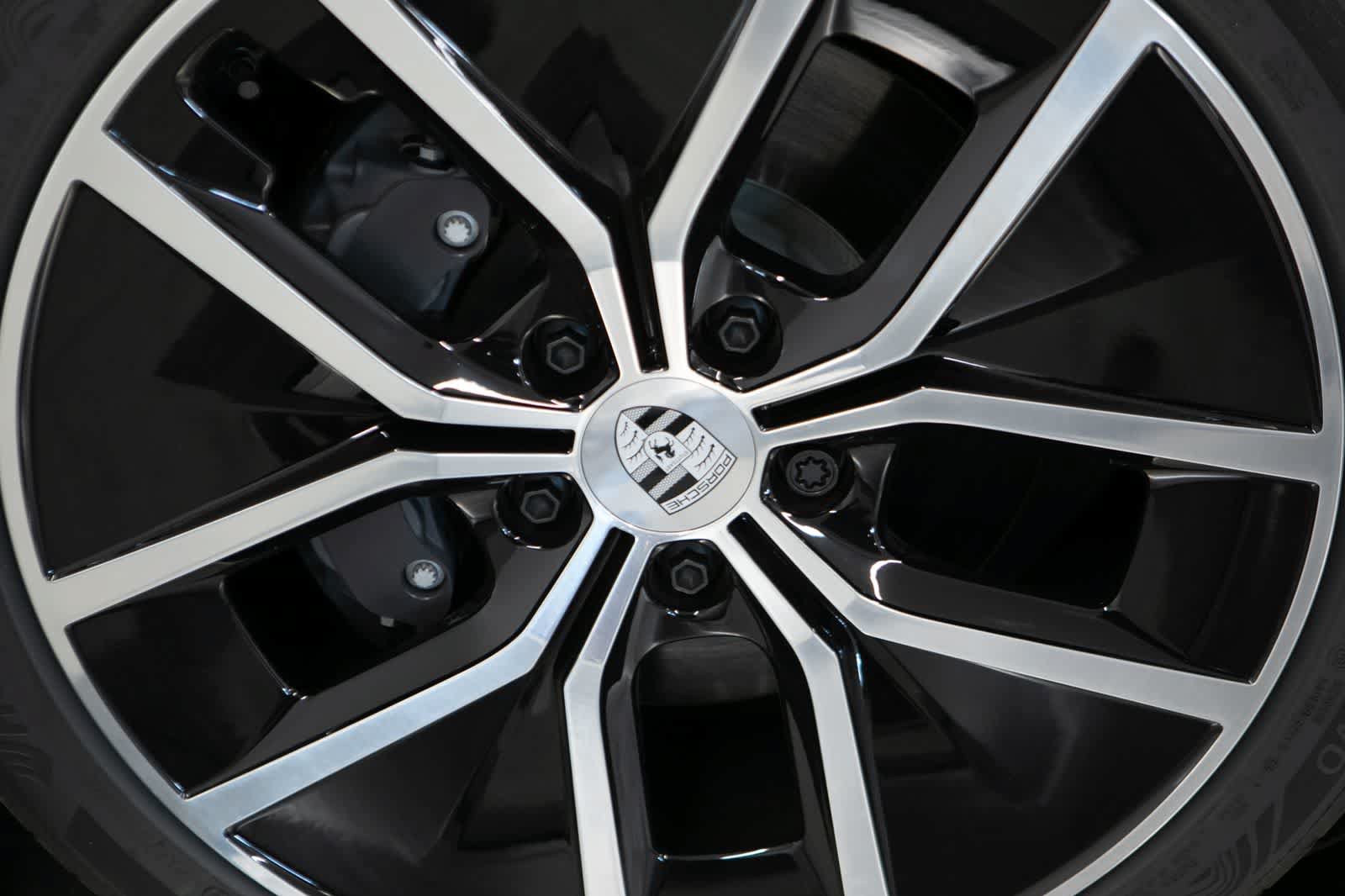 New 2026 Porsche Taycan AWD/4WD image 11
