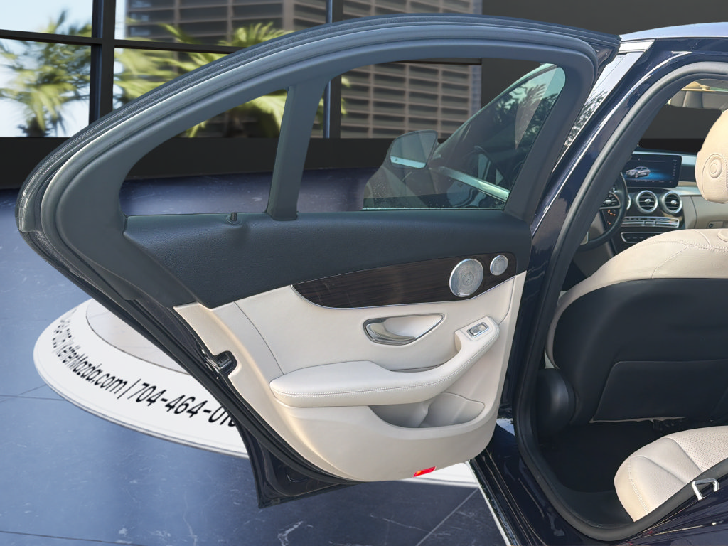 Used 2020 Mercedes-Benz C 300 Sedan image 21