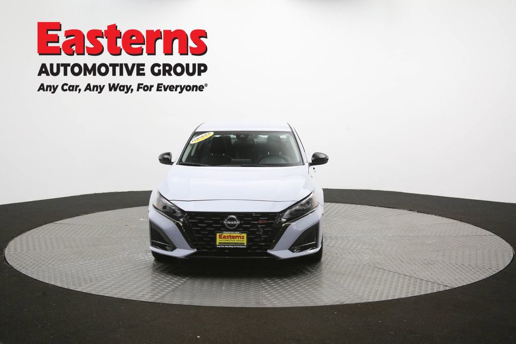 Used 2023 Nissan Altima 2.5 SR FWD image 55