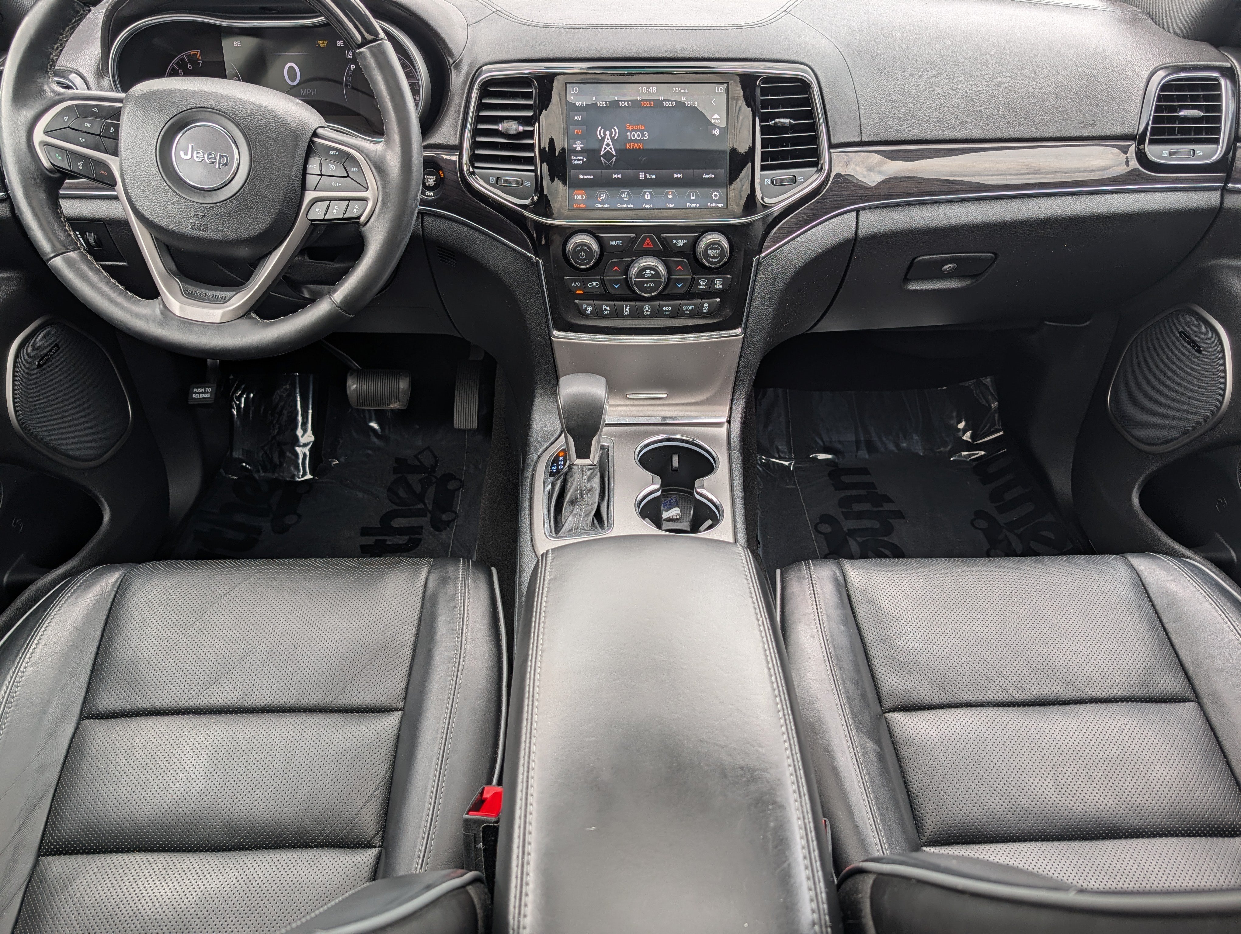 Used 2019 Jeep Grand Cherokee Overland AWD/4WD image 10