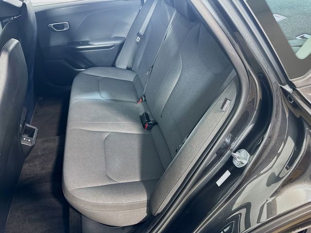 Used 2025 Kia K4 LX image 14