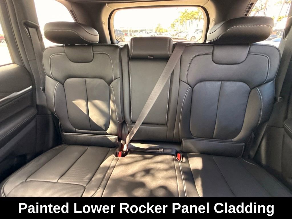 New 2026 Jeep Grand Cherokee Limited Reserve image 23