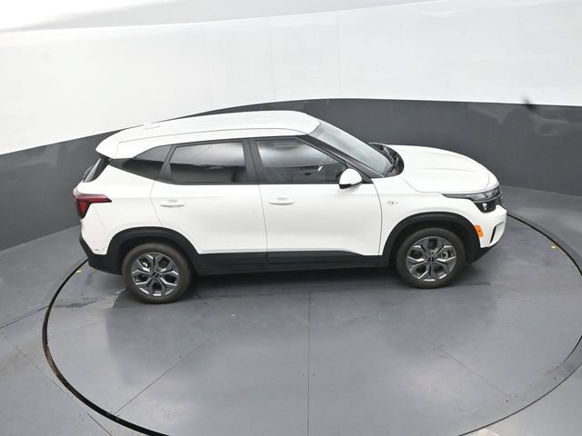 Used 2024 Kia Seltos LX AWD/4WD image 18