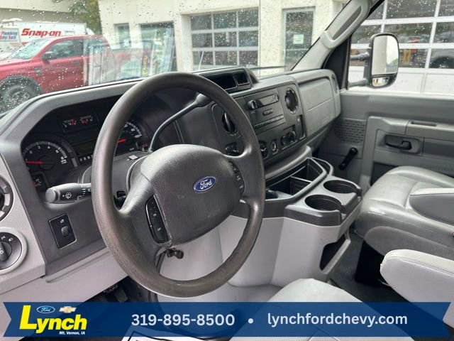 Used 2013 Ford E-450 and Econoline 450 Super Duty RWD image 7