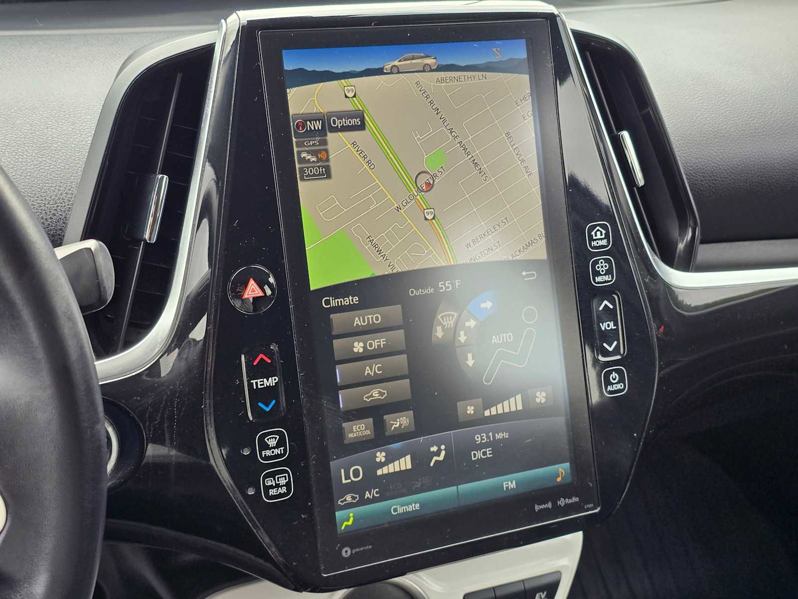 Used 2019 Toyota Prius Prime Premium FWD image 25