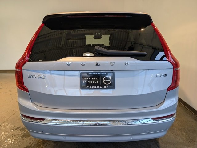 Used 2023 Volvo XC90 B6 Plus w/ Protection Package image 4