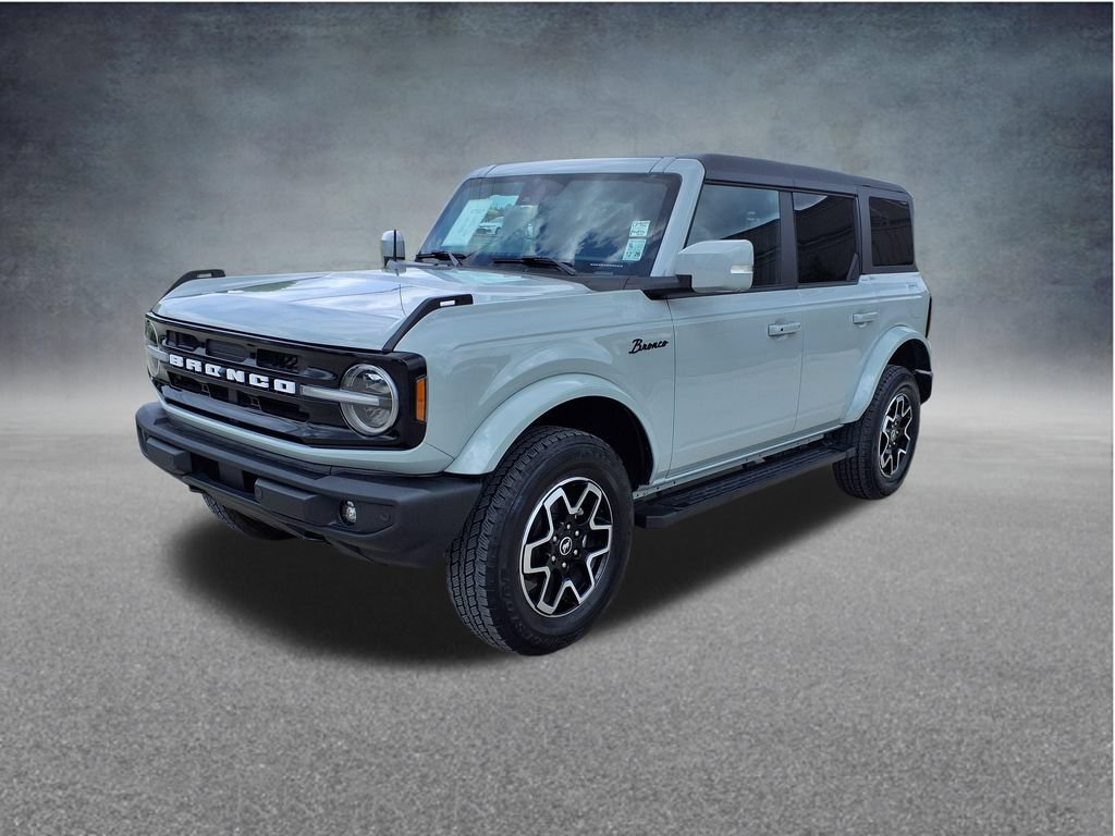 Used 2024 Ford Bronco Outer Banks AWD/4WD image 3