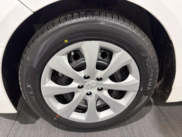 Used 2024 Toyota Corolla LE FWD image 22