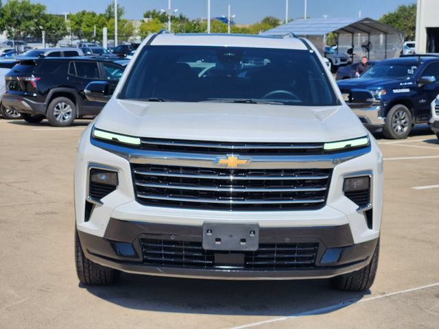 Used 2025 Chevrolet Traverse High Country AWD/4WD image 11