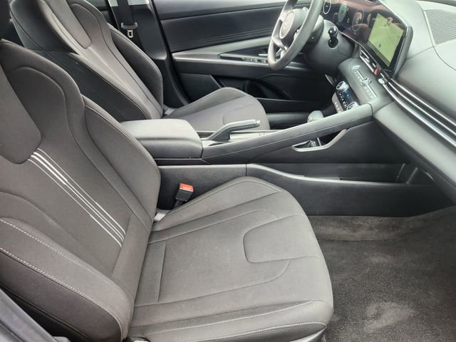 Used 2024 Hyundai Elantra SEL image 10