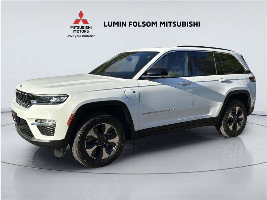 Used 2024 Jeep Grand Cherokee Limited 4xe AWD/4WD image 1