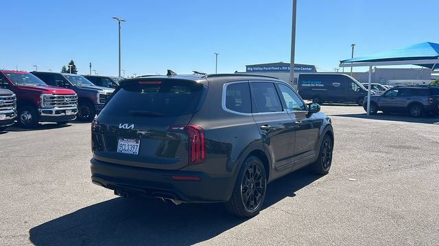 Used 2022 Kia Telluride SX w/ SX Prestige Package AWD/4WD image 3