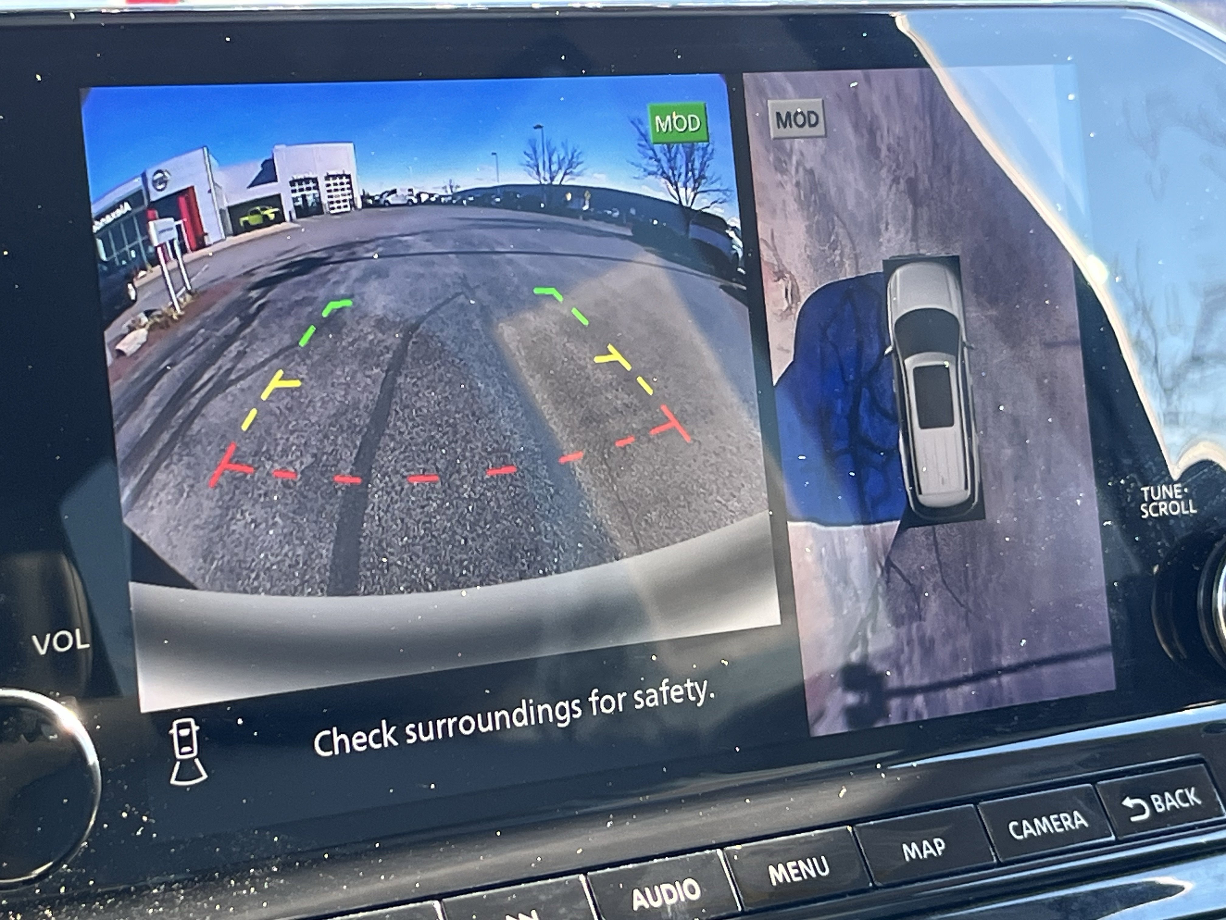 Used 2023 Nissan Pathfinder SL image 30