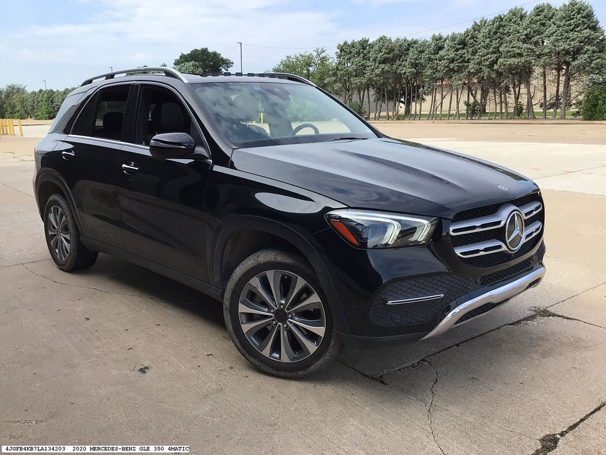 Used 2020 Mercedes-Benz GLE 350 4MATIC image 4