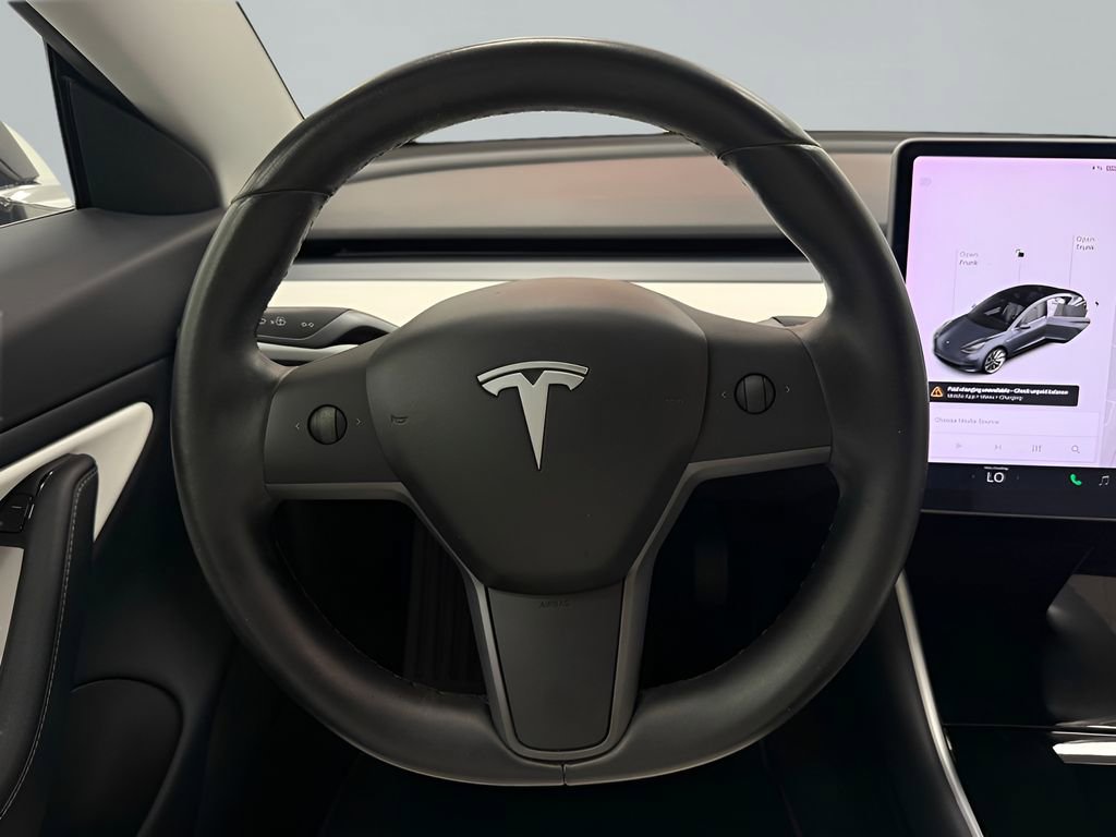Used 2018 Tesla Model 3 Long Range AWD/4WD image 16