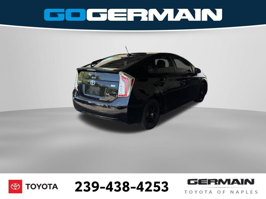 Used 2013 Toyota Prius Four w/ Deluxe Solar Roof Pkg FWD image 7