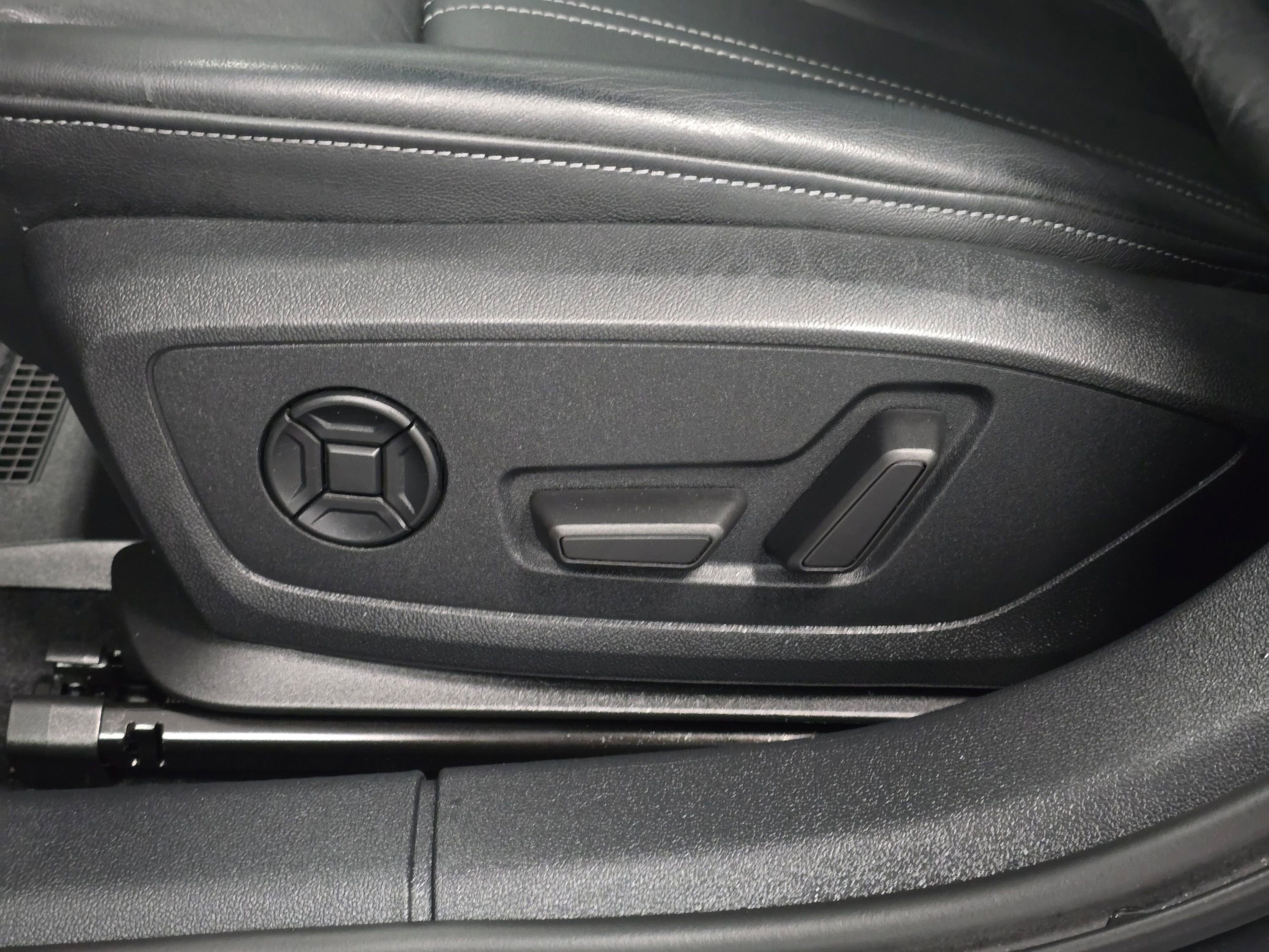 Used 2023 Audi A3 2.0T Premium image 33