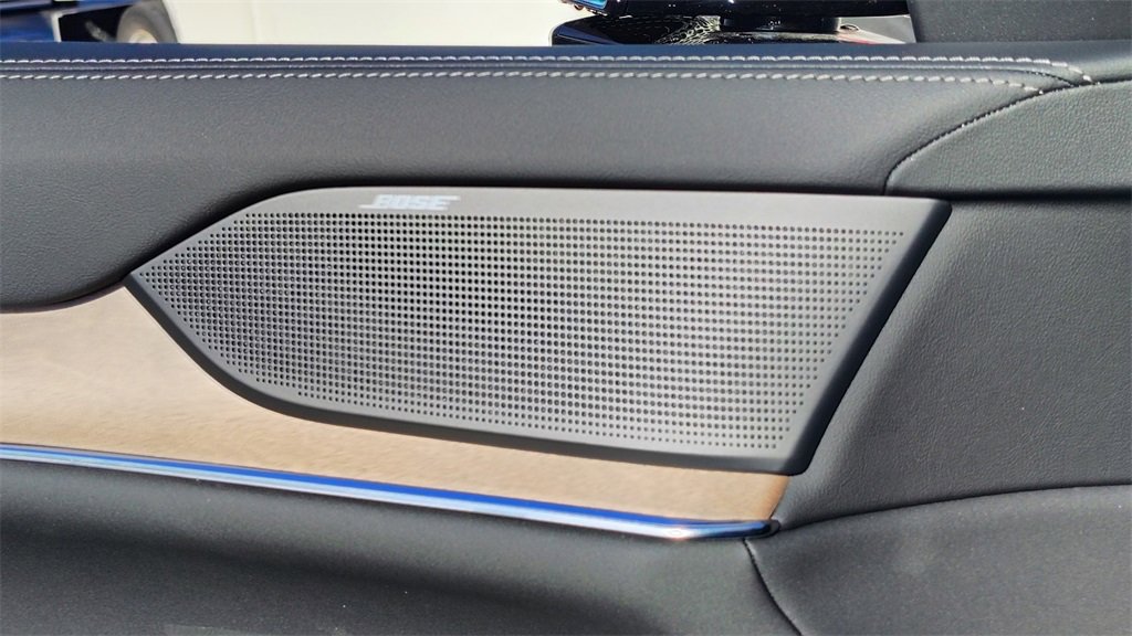 New 2025 Volvo EX90 Ultra image 9