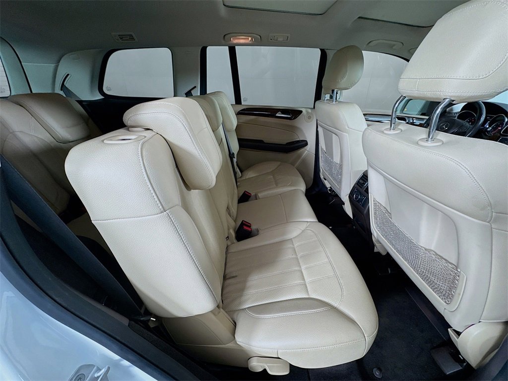 Used 2018 Mercedes-Benz GLS 450 4MATIC image 30