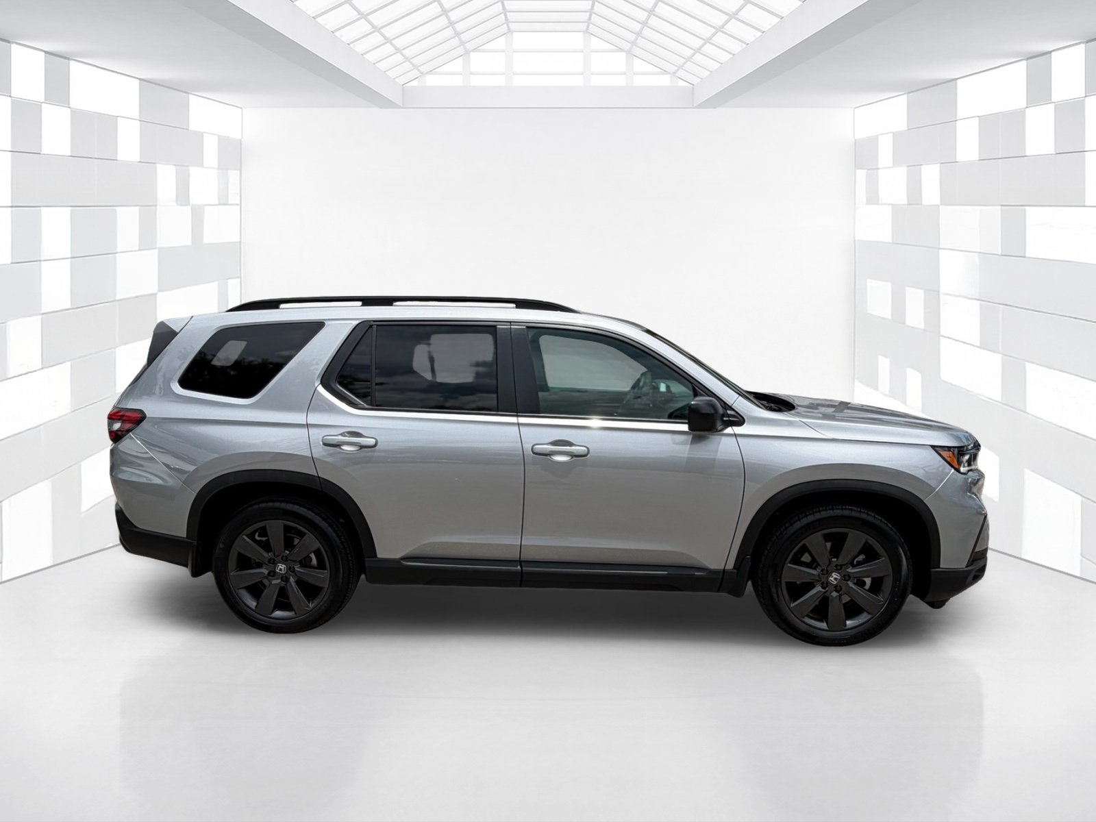 Used 2025 Honda Pilot Sport image 8