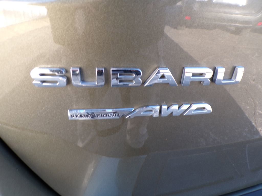 Used 2022 Subaru Outback Limited image 6