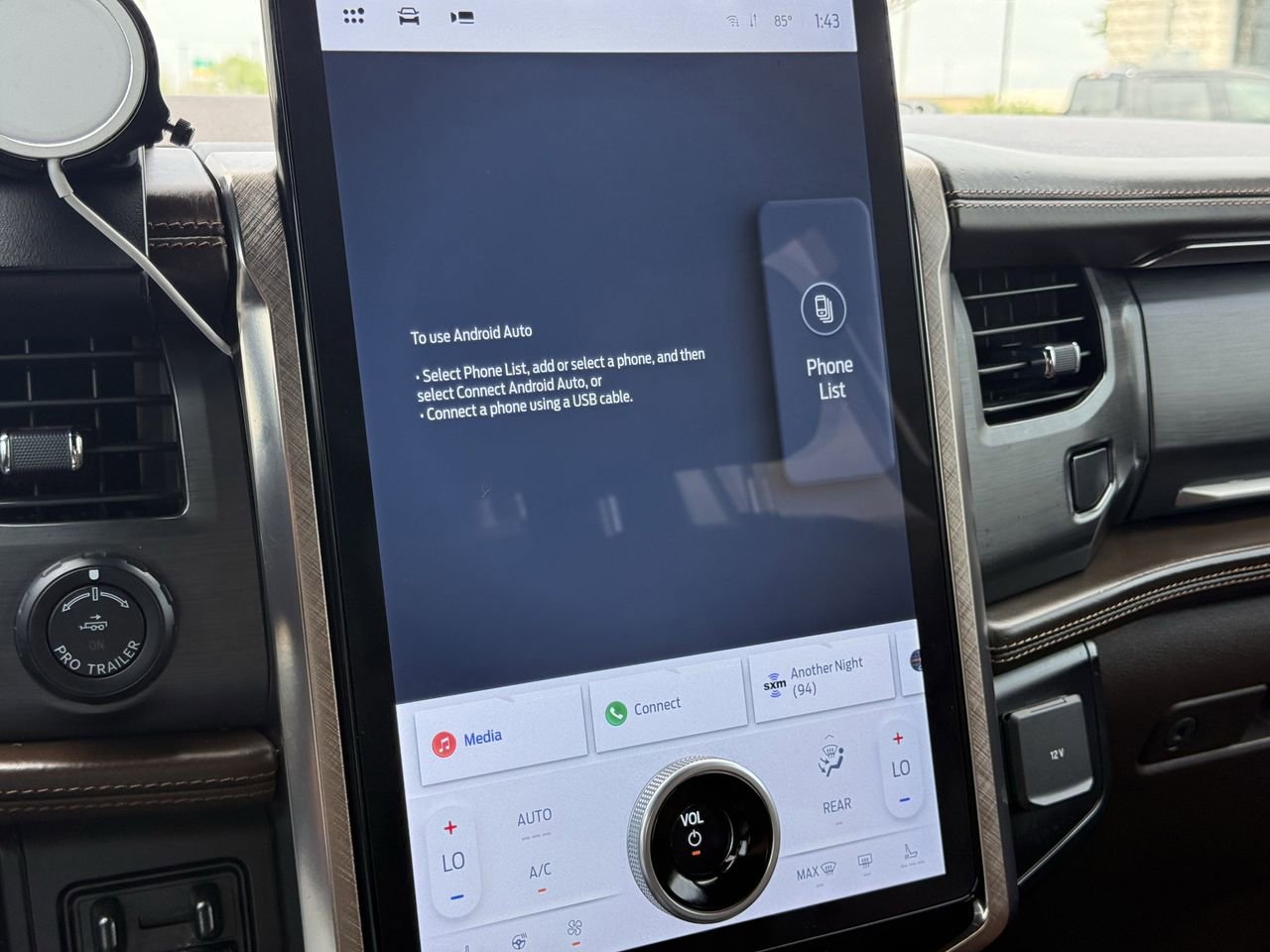 Used 2024 Ford Expedition King Ranch image 17