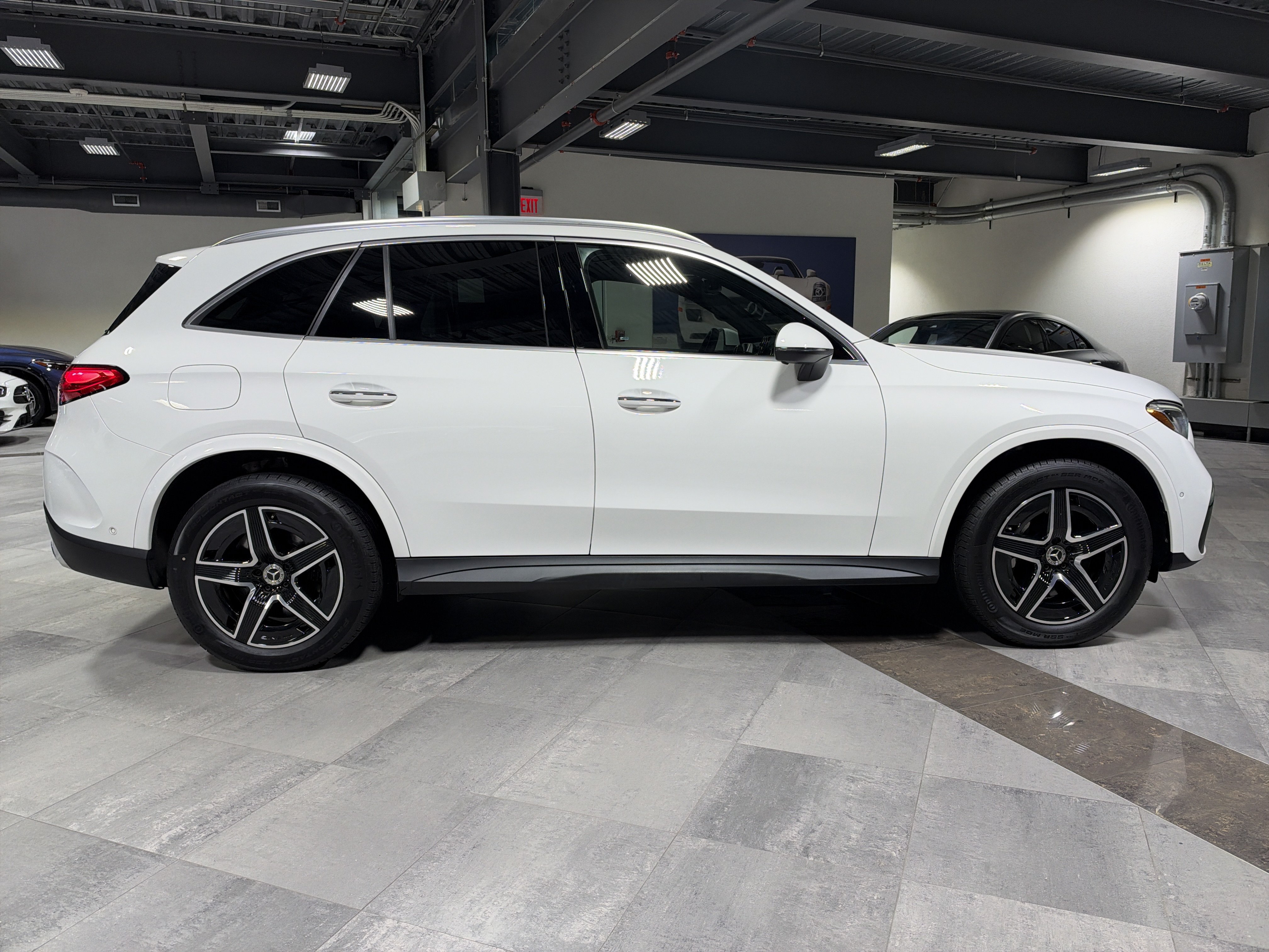 Certified 2025 Mercedes-Benz GLC 350e 4MATIC image 6