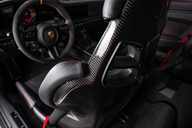 Used 2025 Porsche 911 GT3 RS RWD image 23