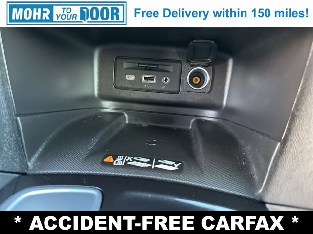 Used 2024 Chevrolet Equinox Premier image 17